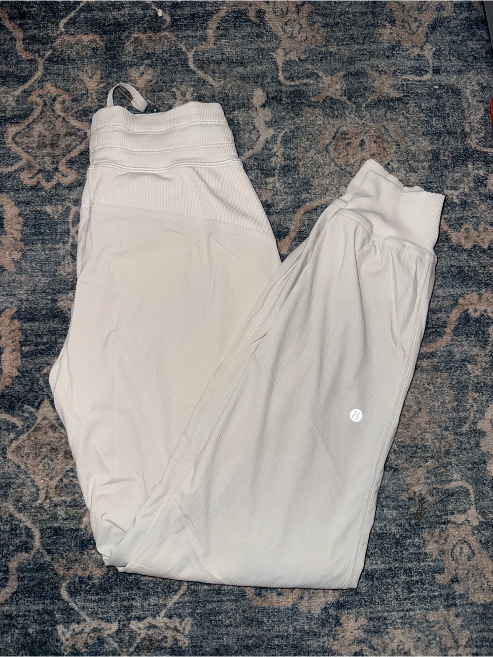 Lululemon dance studio joggers